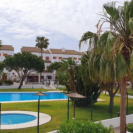 A 850 M De La De La Barrosa